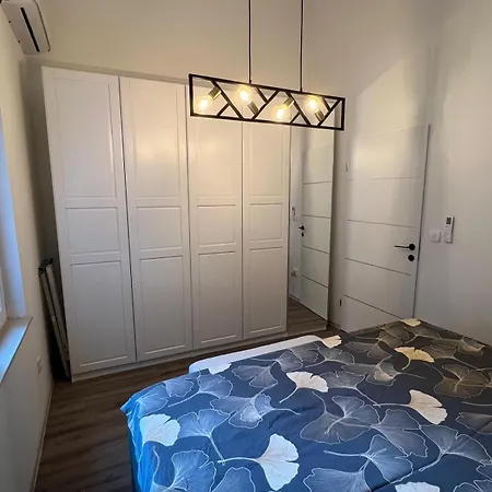 Pet Friendly Cozy Near